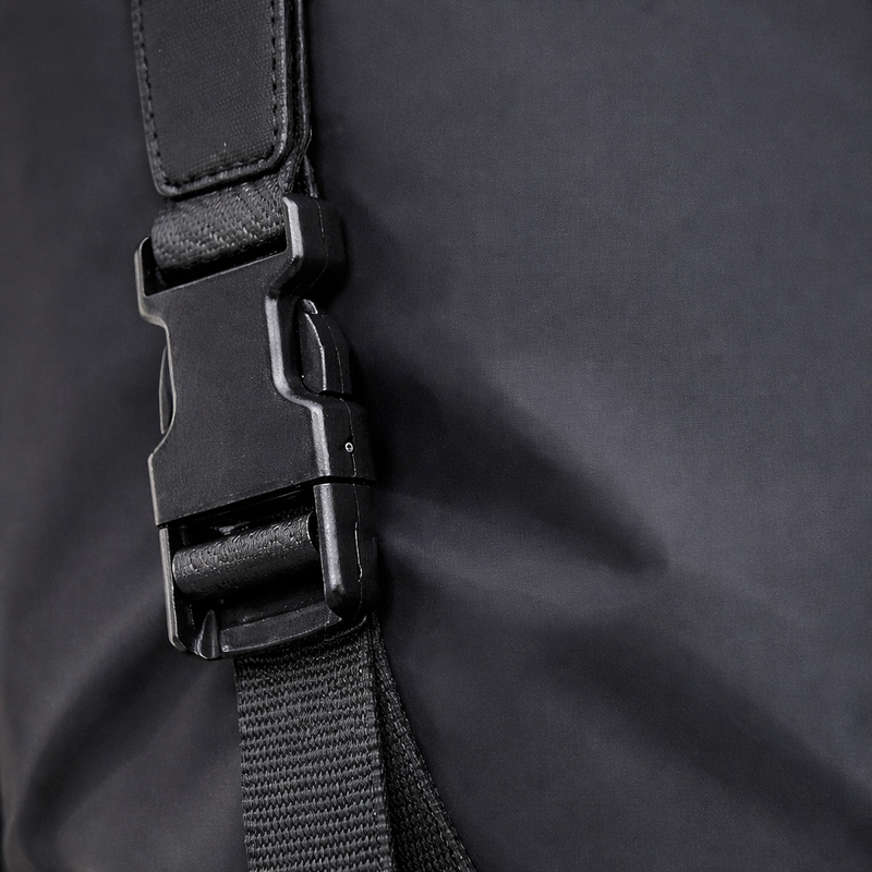 Travel Duffle Bag with Wet Dry Compartment detail
