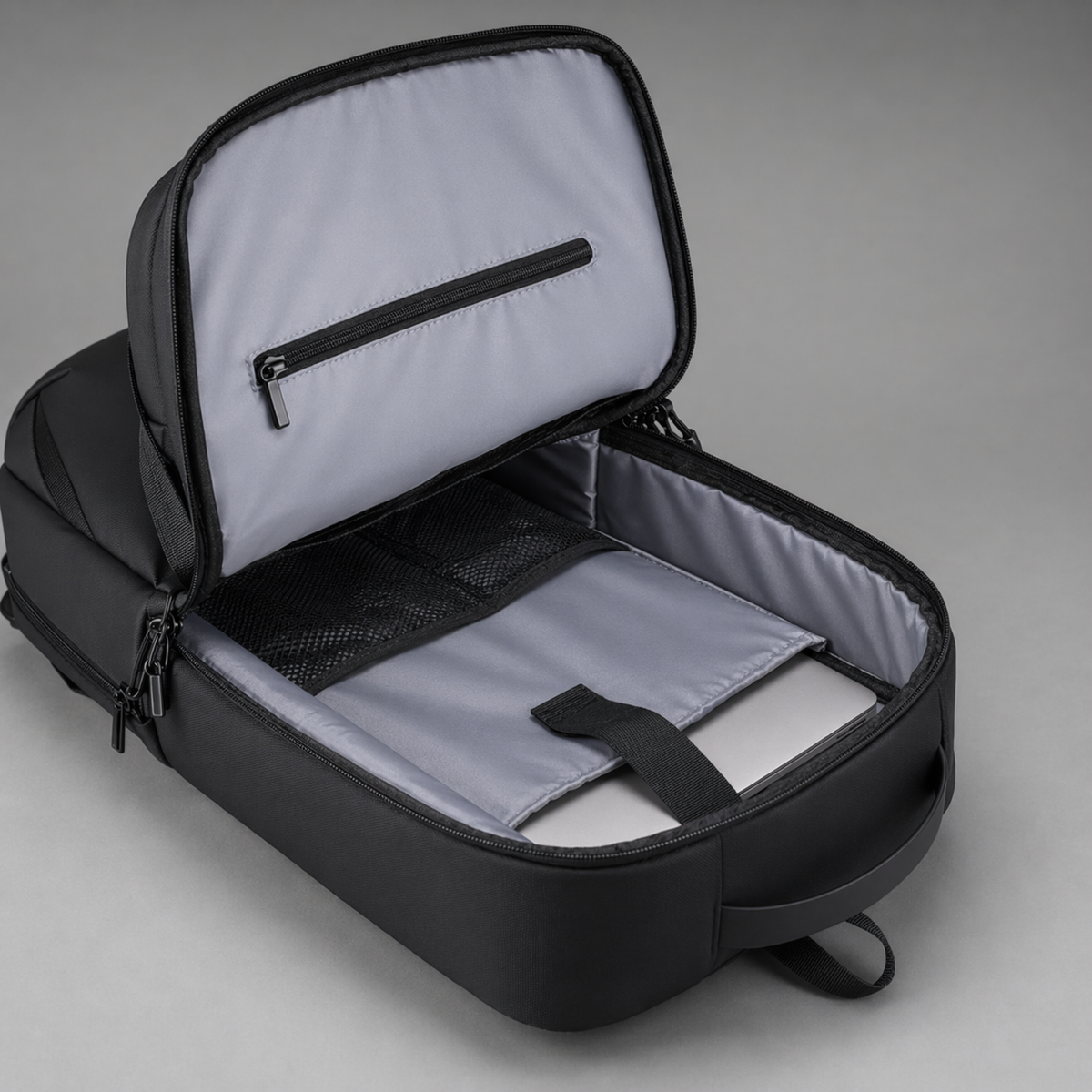 Waterproof Hybrid Travel Backpack detail