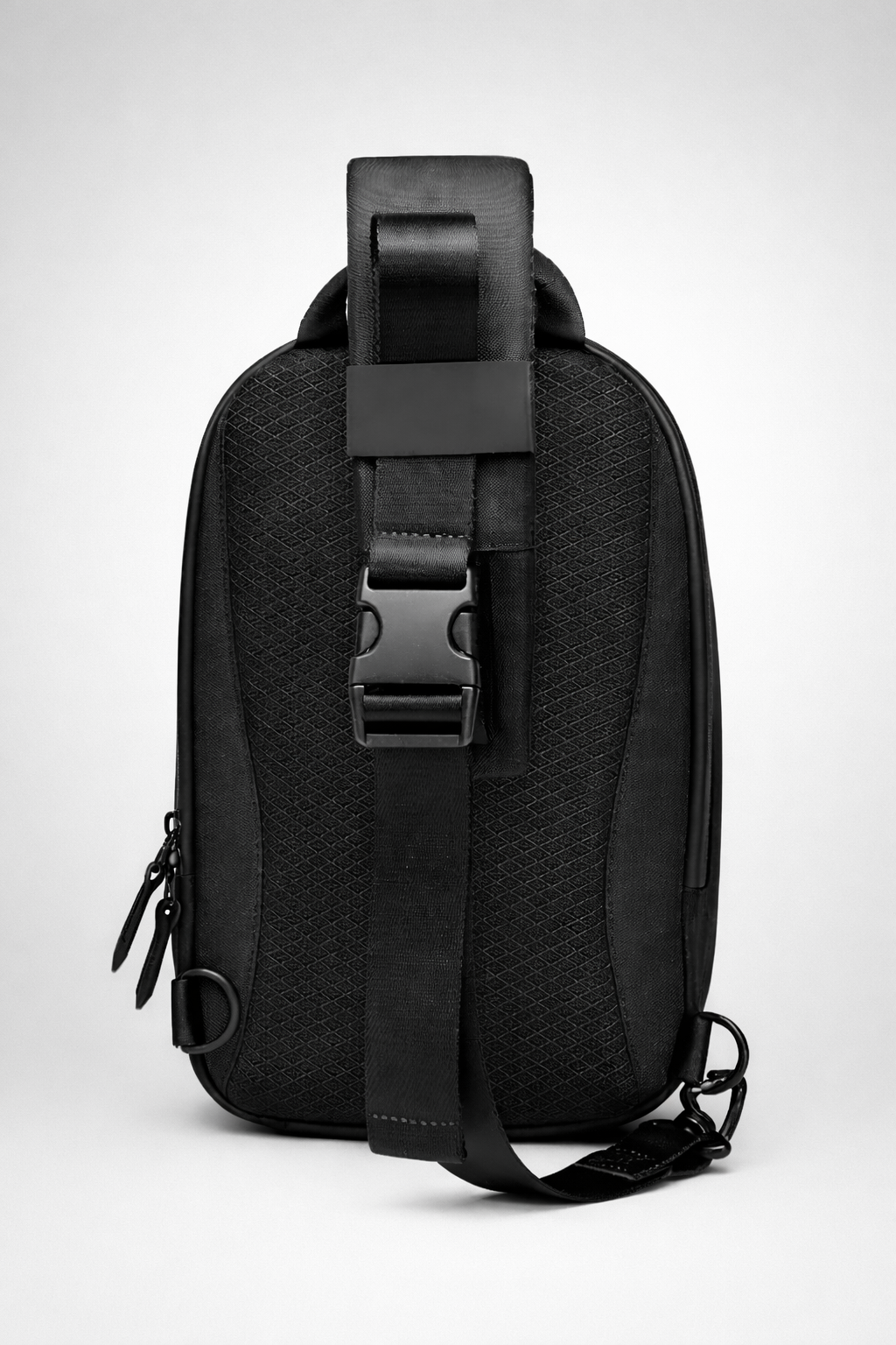 Crossbody Single Strap Chest Bag detail