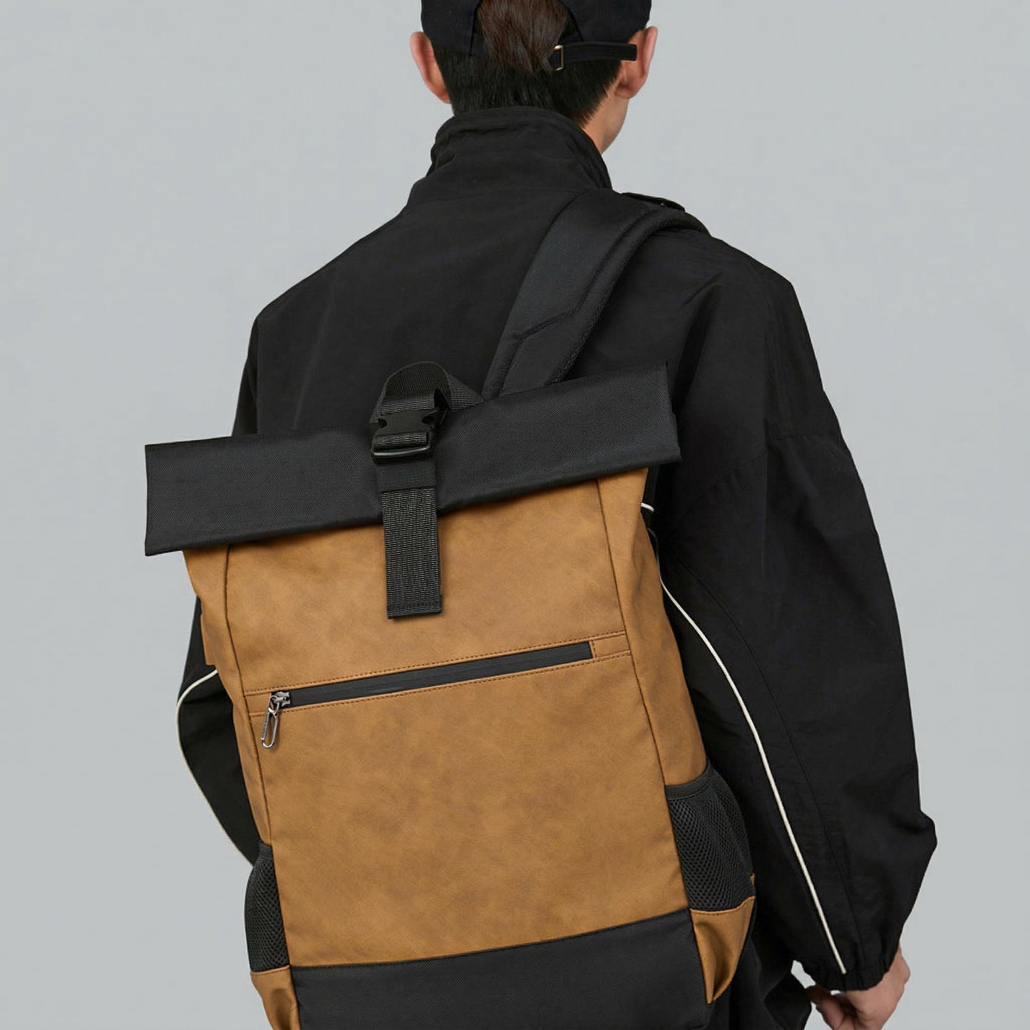 Buy The Waterproof Travel Backpack from JOURNi
