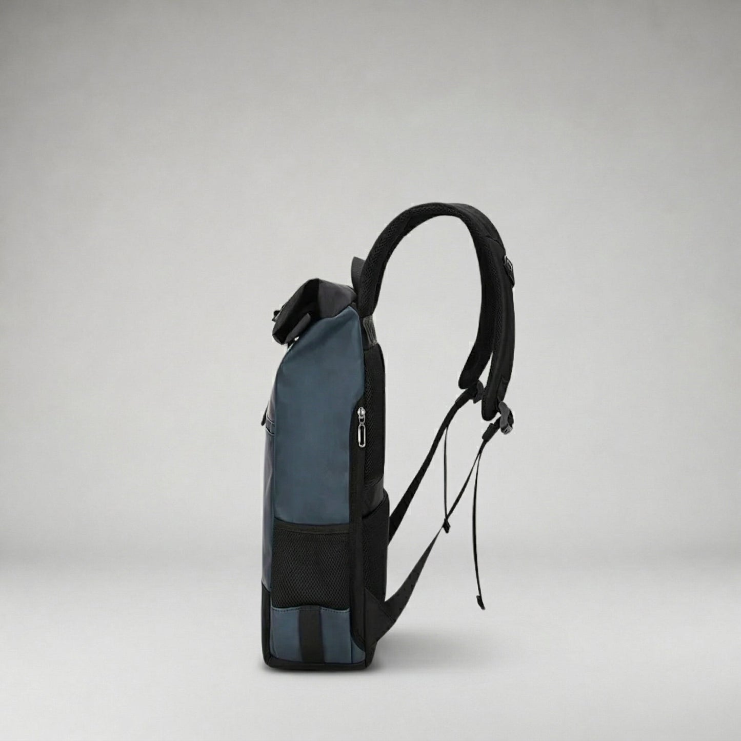 Buy The Waterproof Travel Backpack from JOURNi