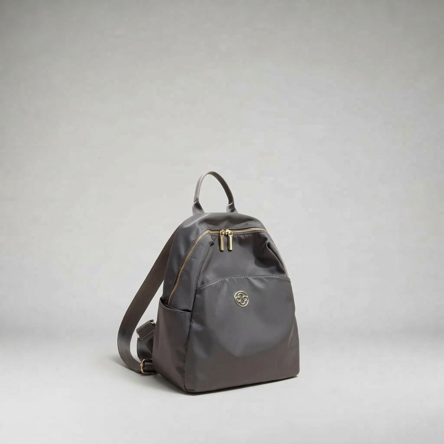 Buy Women's Minimal Water - Repellent Backpack from JOURNi